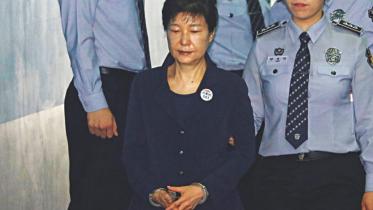 skorea leader.jpg