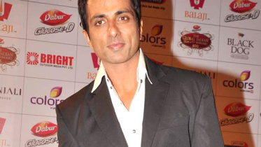 Sonu_sood_2012.jpg