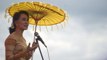 Suu-Kyi--1WB.jpg