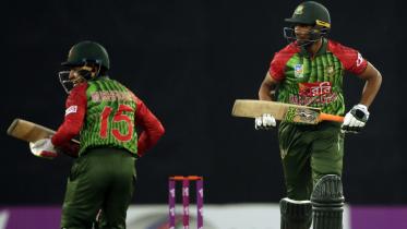 Tigers retain squad.jpg