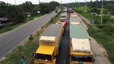 Traffic jam on Dhaka-Chittagong highway