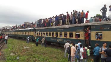Lalmoni Express due to overloading