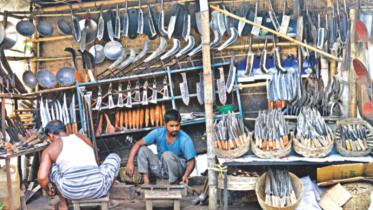 Two blacksmiths race.jpg