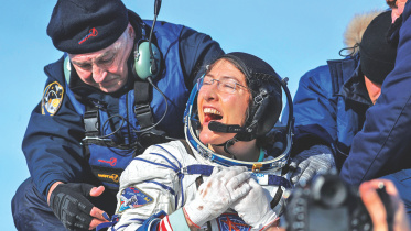 US astronaut returns.jpg