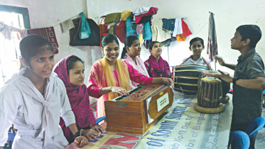 Visually impaired Tabassum Ferdousi Chandi.jpg