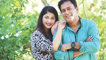 From the shooting spot Zahid–Sarika in “Hridoy Rohossho”