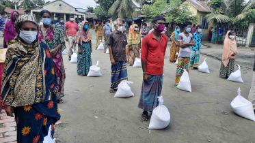 bagerhat_food_distribution_pic.jpg