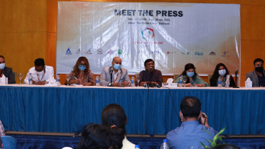 press-conference-alesha-mart.jpg
