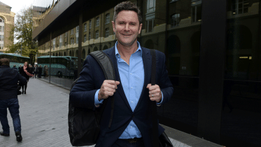 chris-cairns.gif