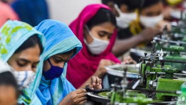 bangladesh-apparel-industry.jpg