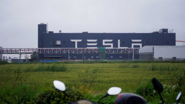 1tesla-shanghai-to-make-300000.jpg