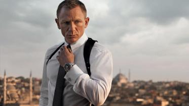 james-bond-wears.jpg