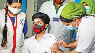 student-taken-vaccine.jpg