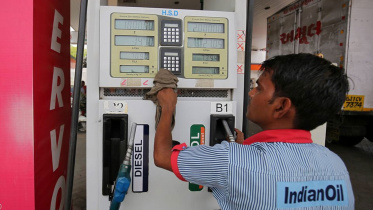 india-cuts-fuel-taxes.jpg