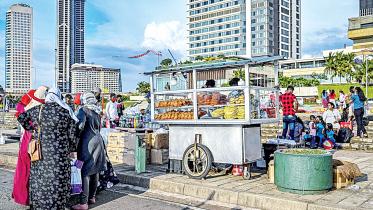 a-street-food-vendor.jpg