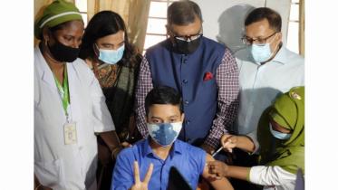manikganj_school_students_vaccinated-1.jpg