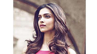 deepika.jpg