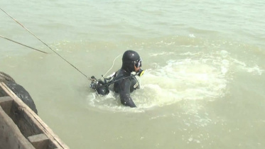 trawler-capsize-1.jpg