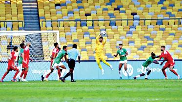 bangladesh-goalkeeper-anisur-rahman-zico.jpg