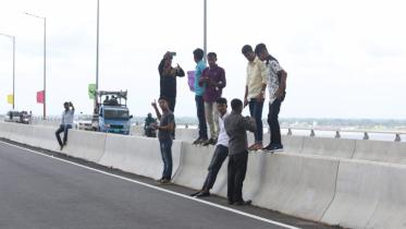 Beef up vigilance on Padma Bridge