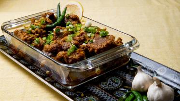 BONELESS CREAMY BEEF HANDI