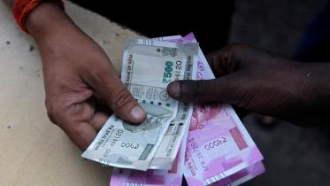 India's forex reserves snap 5-week rise