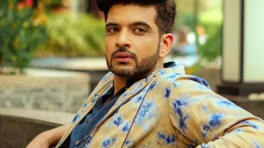 Karan Kundrra pauses press conference for azaan