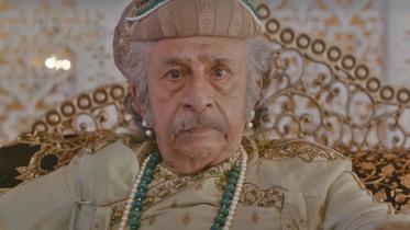 naseer-plays-emperor-akbar-in-ott-series-taj-divided-by-blood-001.jpg