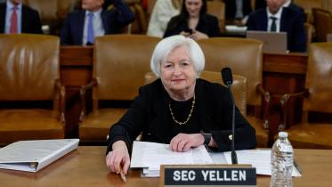 yellen-says-us-banking.jpg