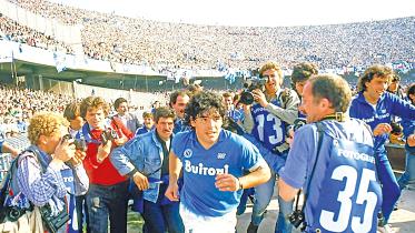 maradona-1.jpg