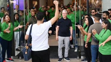 apple-open-first-store-in-india.jpg