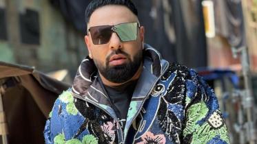 Musician Badshah apologises for hurting religious sentiments