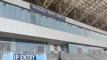 india-empty-stadium.jpg