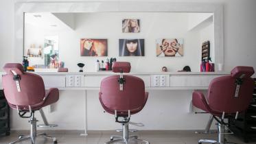 hair salon etiquette