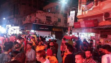 Bangladesh fans leave Kolkata