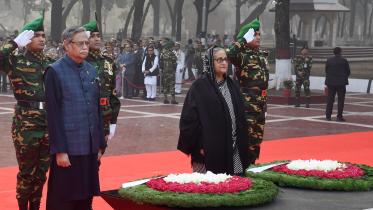 President, PM pay homage to martyred intellectuals
