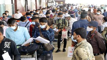 migrant_workers_at_hazrat_shahjalal_international_airport_-photo_sk_enamul_haq.jpg