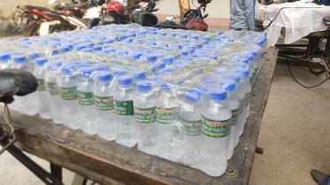 AL Candidate Supporters Provide Meals to Poll Officials