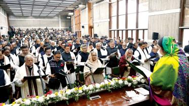 swears-in-the-newly-elected-awami-league-mps.jpg