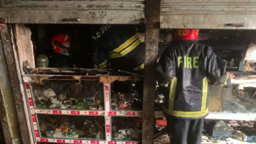 Fire at shops in Dhaka’s Chawkbazar