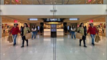 India's small shopping centres turning into ghost malls 