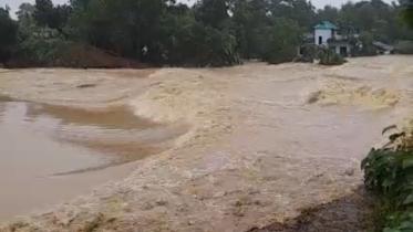 gumti_river_flood.jpg