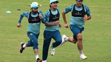 afp_20240828_36ex6q4_v1_preview_cricketpakbanpractice.jpg