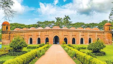 Bengal's architectural heritage from Sultanate to Mughal era