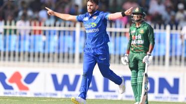 Azmatullah Omarzai.jpg