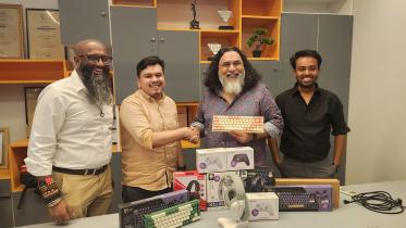 Vibe Gaming x Adcomm