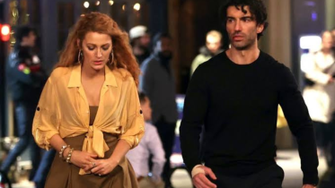 Blake Lively and Justin Baldoni.png
