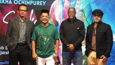 SI Shumon sings Ayub Bachchu’s song to life