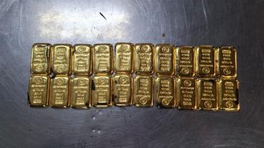 20 gold bars seized at Chattogram airport