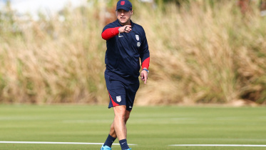 USA qualify for World Cup round of 32
